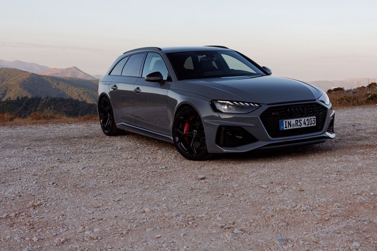 Audi RS 4 Avant Competition plus