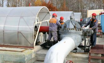 Białoruś ogranicza dostawy ropy do Polski. "W przypadkowość trudno uwierzyć"