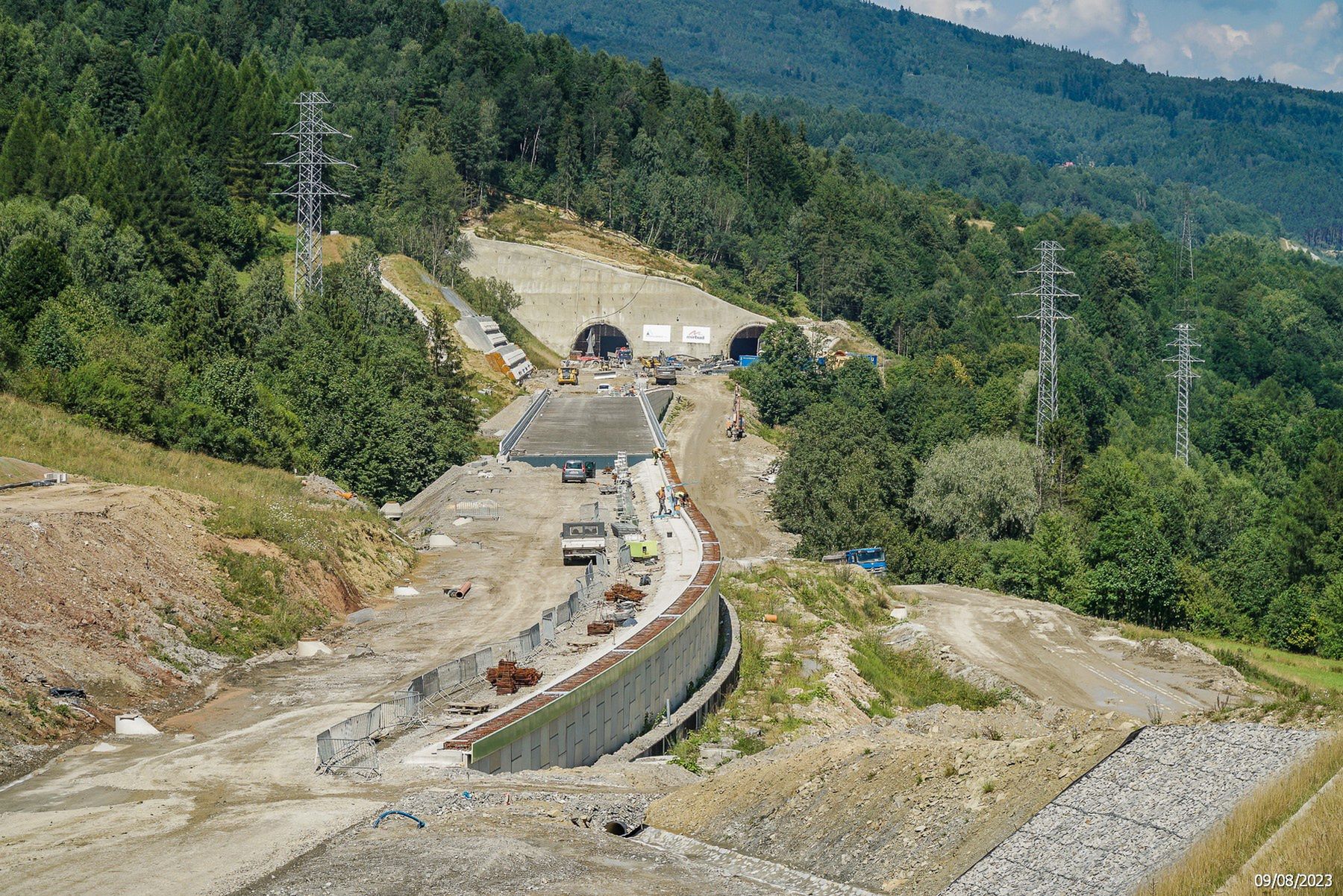 Budowany tunel na drodze ekspresowej S1 z Bielska-Białej na Słowację