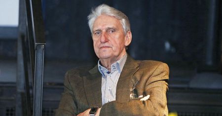 Bogusław Wołoszański poznał żonę w telewizji. "Bez Hanki byłbym nieszczęśliwym człowiekiem"