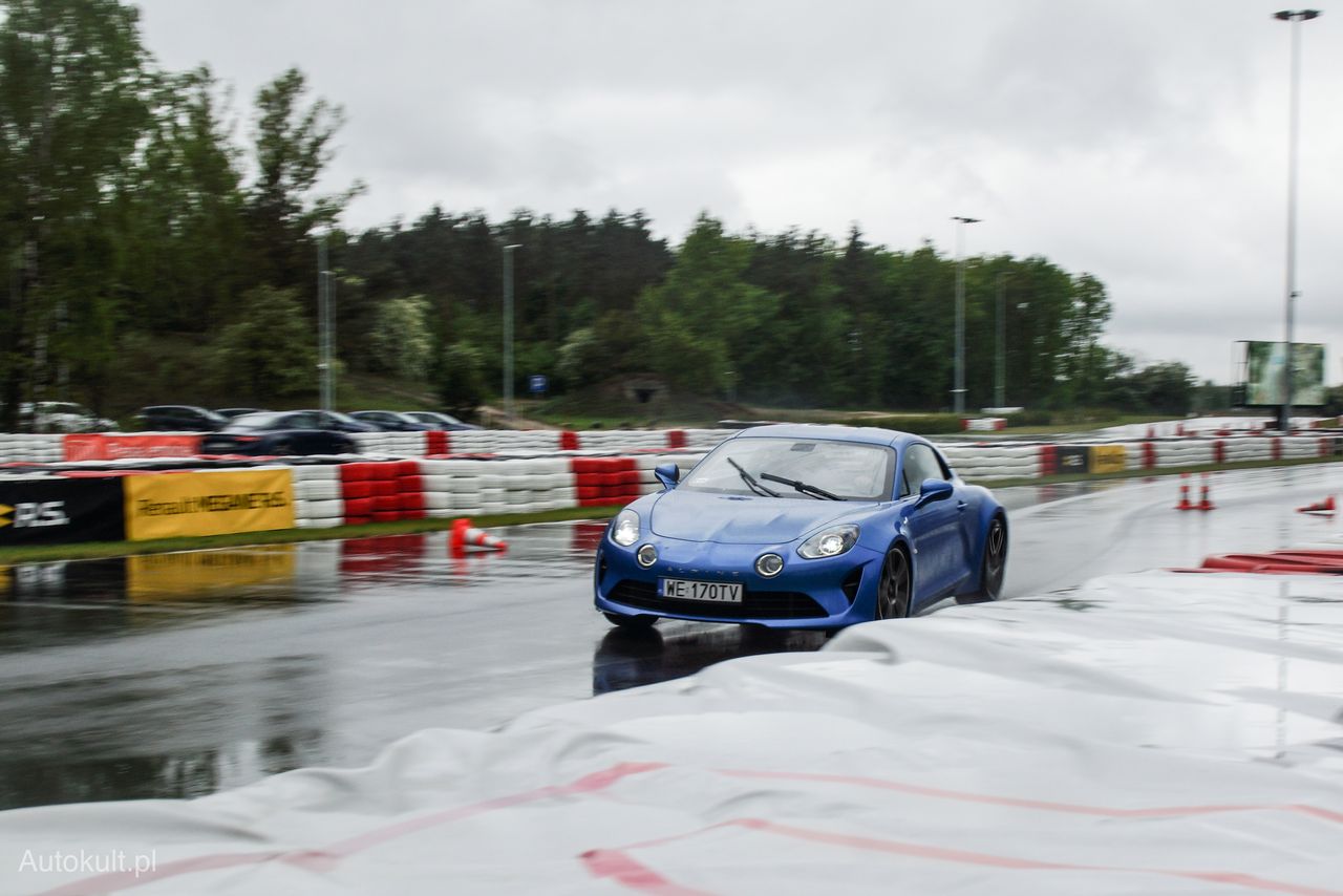 Alpine A110