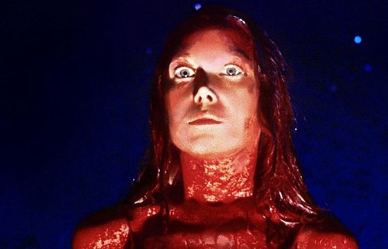 Amazon wyprodukuje serialową wersję „Carrie” Stephena Kinga