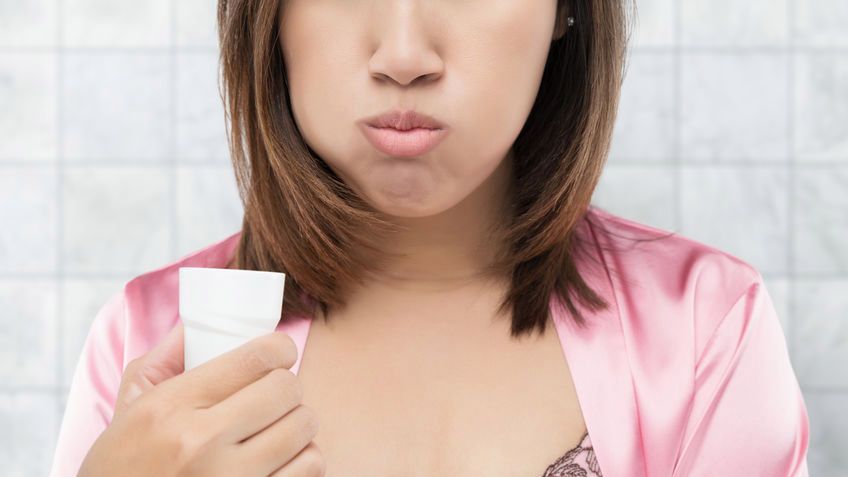 Ssanie oleju ma wiele zalet dla zdrowia jamy ustnej i całego ciała 