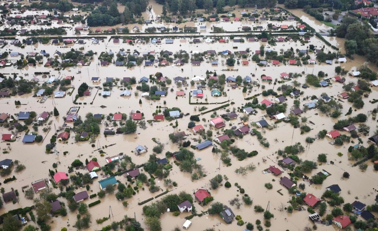 Dramat widziany z lotu ptaka. Porażające zdjęcia Nysy i Paczkowa