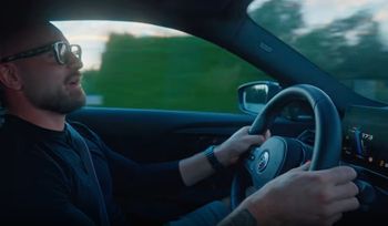 Pędził 170 km/h w zabudowanym. Wszystko nagrał