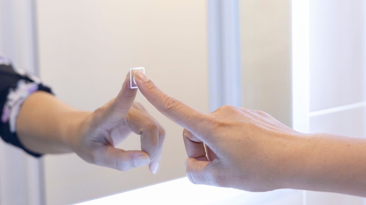 Jak w prosty sposób rozpoznać lustro fenickie?