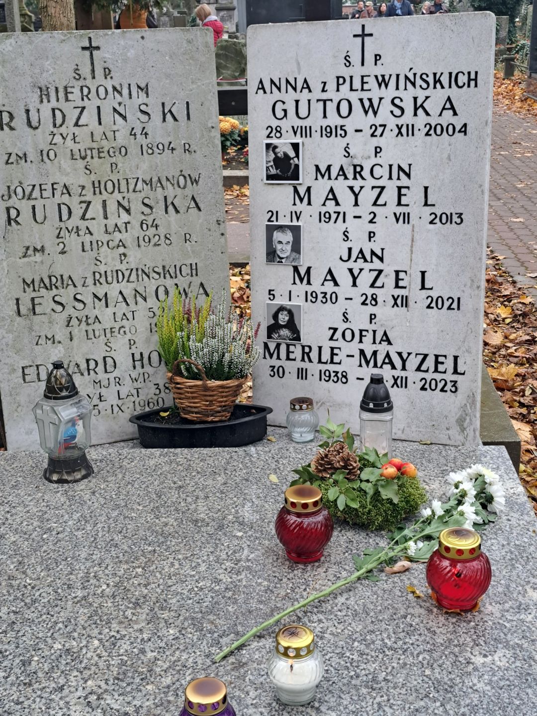 Rodzinny nagrobek Zofii Merle został odrestaurowany.