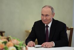 Działo się w nocy. Putin zaprosił Vuczicia na "dzień zwycięstwa"