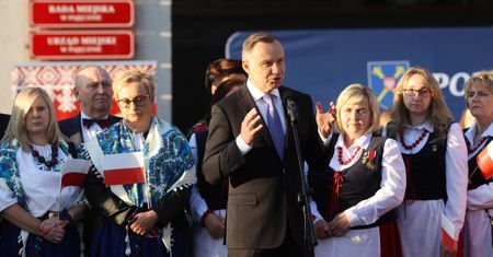 Andrzej Duda w Pajęcznie. "Woleliśmy spowodować inflację"