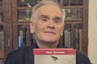 Piotr Zaremba zbiera na zrzutka.pl środki na wydanie książki. 