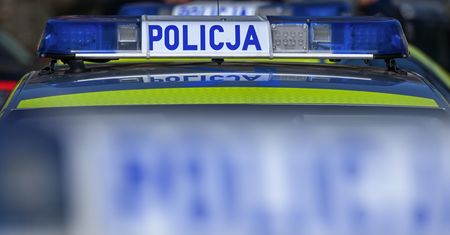 Mężczyzna spadł z trzeciego piętra. Tragiczny finał interwencji służb