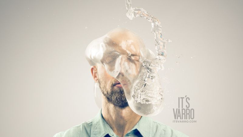Condom Challenge – śmieszny projekt portretowy Andreasa Varro 1