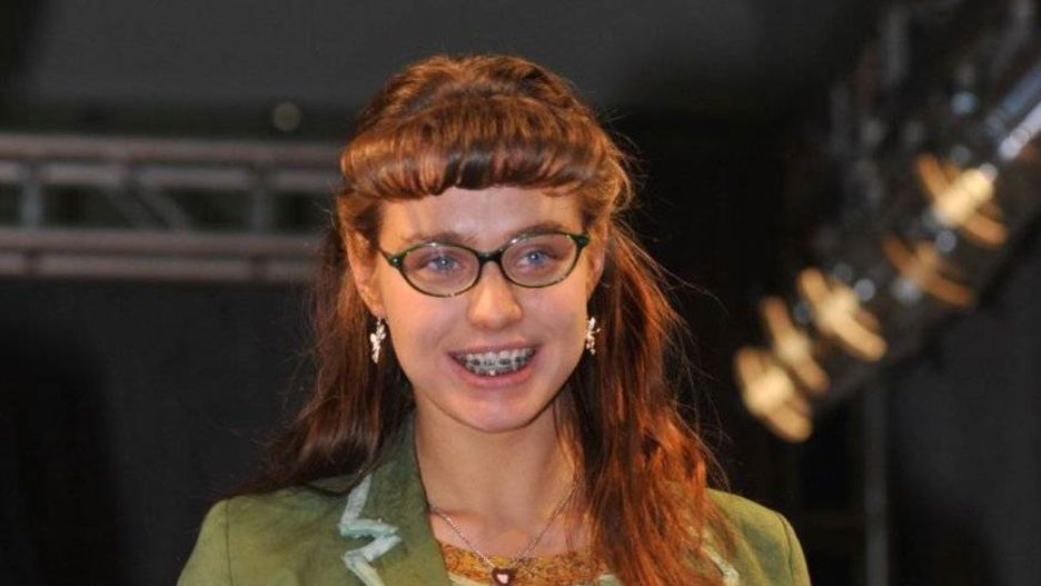 Julia Kamińska jako "Brzydula"