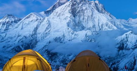 10 lat wypraw na Mount Everest w 2-minutowym timelapsie