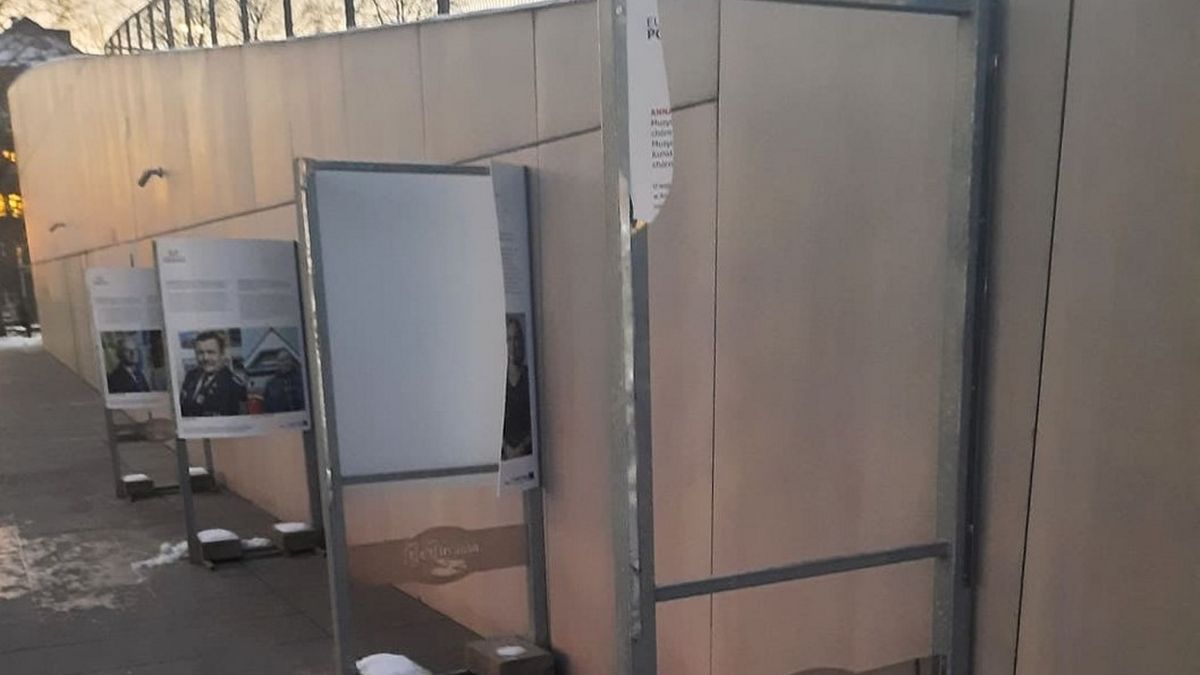 Wandale zniszczyli tablice