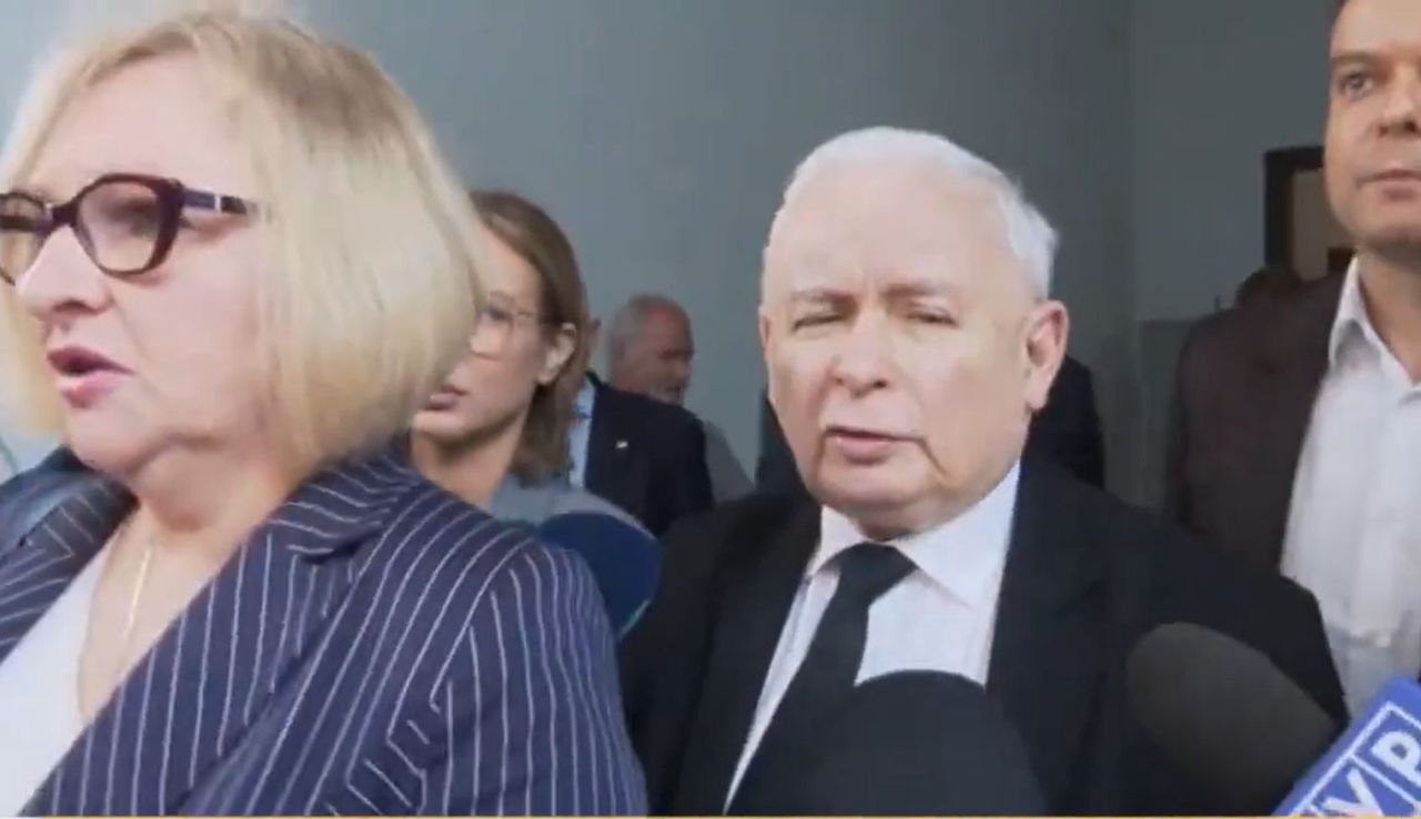 "Jest po prostu oszustem". Kaczyński komentuje zeznania Mraza