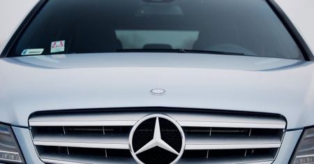 Rekordowy miesiąc Mercedesa