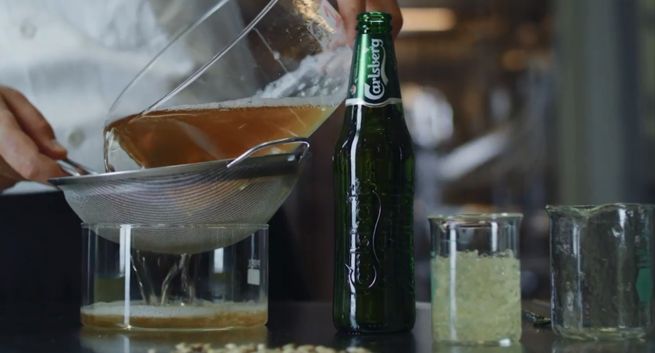 Carlsberg serwuje duńskim kibicom kawior o smaku piwa