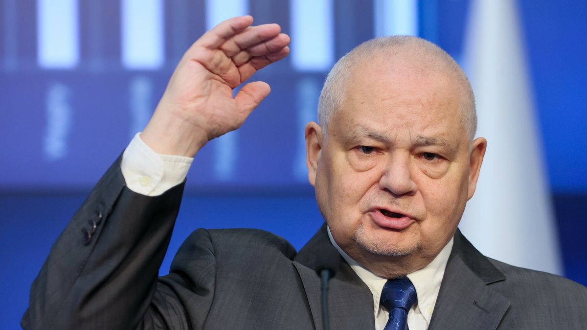 Konferencja prezesa NBP Adama Glapi?skiego
Fot. Wojciech Olkusnik/East News, Warszawa, 08.09.2022. Konferencja prasowa prezesa NBP Adama Glapinskiego po srodowej podwyzcze stop procentowych.
Wojciech Olkusnik