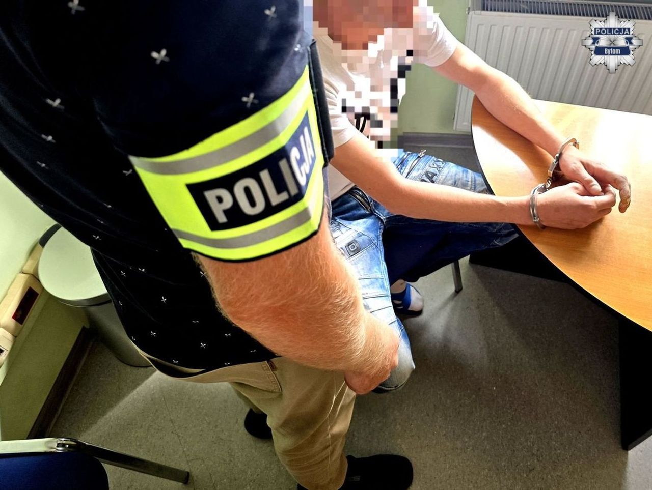 Bytom: Mając narkotyki chciał przekupić policjantów. Zaoferował BLIK-a