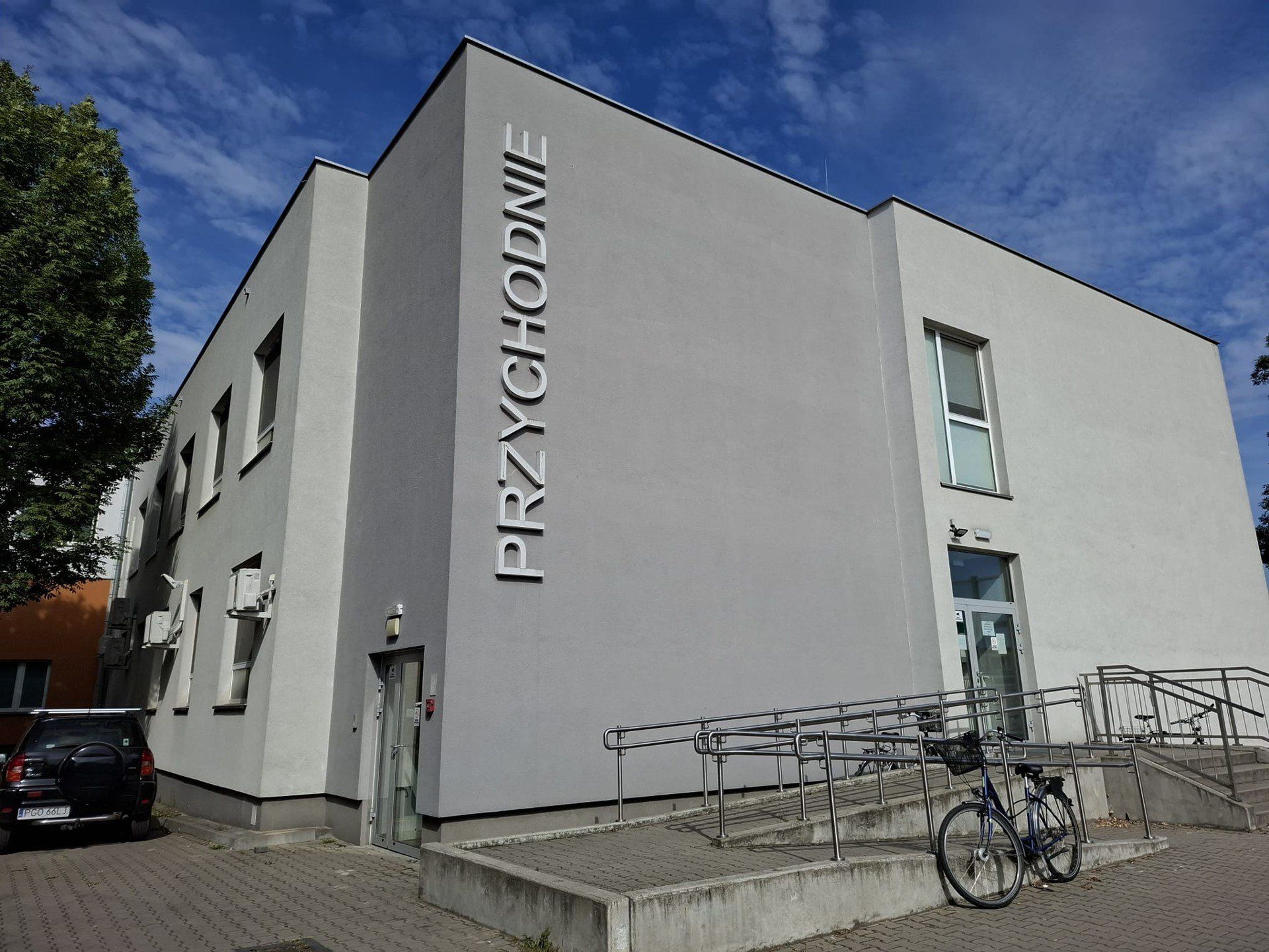 Centrum Obsługi Pacjenta to nowość w grodziskim szpitalu. Dyrekcja zapowiadała jego uruchomienie jako rozwiązanie problemów pacjentów, którzy po przyjściu do szpitala często nie wiedzieli, gdzie się zgłosić i mieli trudności z rejestracją