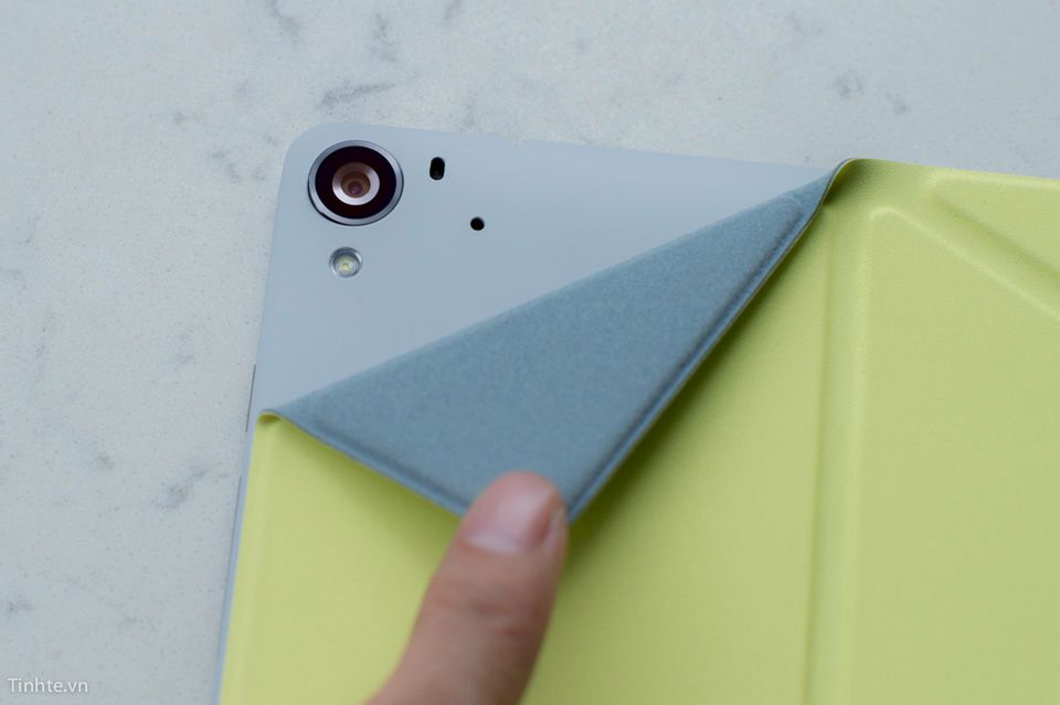 Wreszcie ładny Nexus. Widać rękę projektantów HTC 15