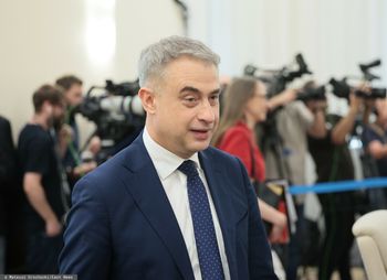 "Bardzo groźna sytuacja". Rosjanie podszywają się pod polskich polityków