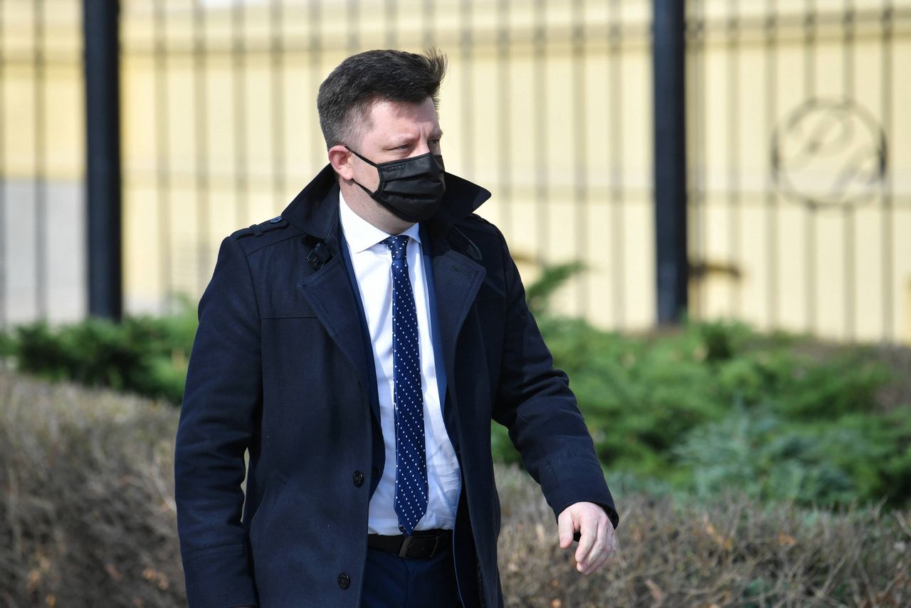 Rząd omówi szczepienia z pracodawcami. W poniedziałek zamknięte spotkanie