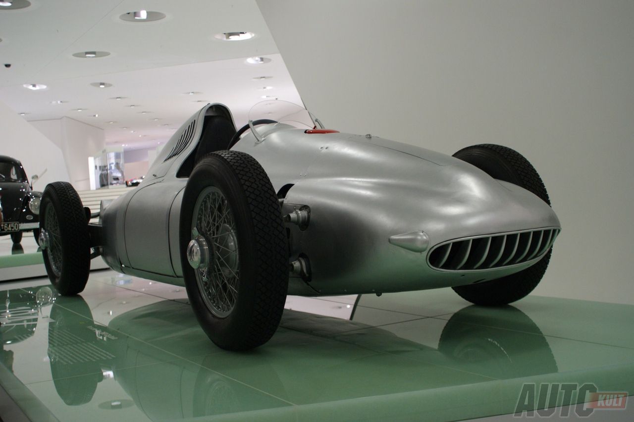 Zabytkowe Porsche z 1947 roku