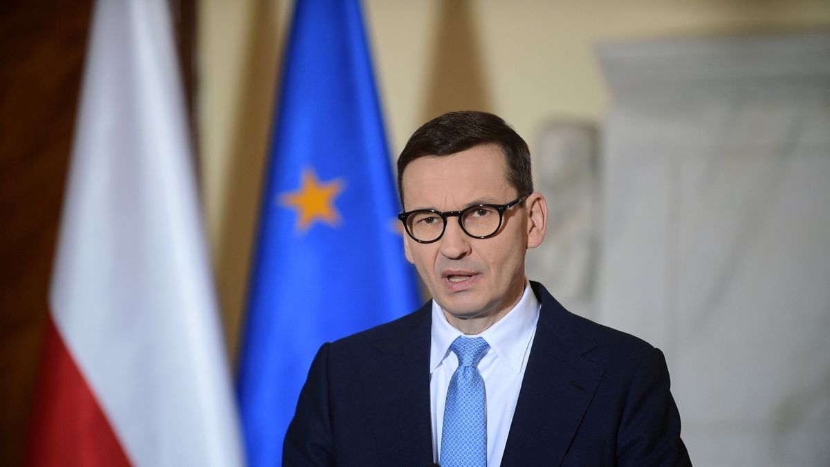 Dmitrij Miedwiediew powiedział, że Mateusz Morawiecki "oszalał na gruncie rusofobii"  
