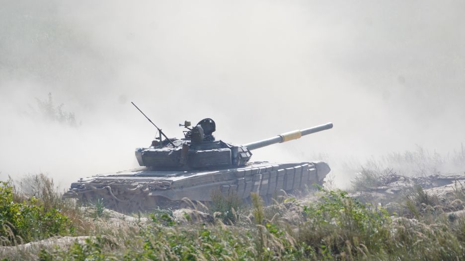 UKRAINE - SEPTEMBER 8: Ukrainian training trips on trophy Russian T72B3 tanks take place on a military outdoor firing range on September 8, 2023 in Ukraine. Ukrainian tank crews defending Ukraine in the north of the country conducted training to improve their skills. The training took place in the northern operational security zone in the immediate vicinity of Ukrainian northern border. The tankers repelled the attack of the conditional enemy. The tank crews fired live shots with 125 mm guns from T72 tanks from positions in cover and on the move, after suppressing the enemy forces, they finished off the retreating forces and retreated to the “base” under a smoke screen. All the tanks that took part in the exercises were captured from the Russians in the first days of the full-scale war during the first battles in the north. These are new T72B3 modification tanks, there were no such tanks in Ukrainian arsenal. Also, Lieutenant general Serhii Naiev, Commander of the Joint Forces of the Armed Forces of Ukraine, awarded tankmen with badges for the performance of combat tasks and service to the Ukrainian people. And personally, demonstrated his skills in managing trophy equipment. (Photo by Roman Petushkov/Global Images Ukraine via Getty Images)