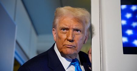Shutdown w USA. Trump chce obciąć pensje kontrolerom lotów