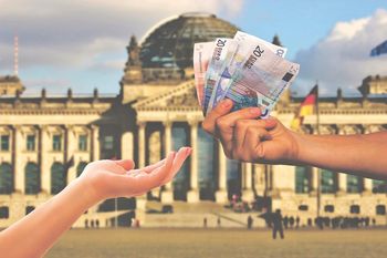 Europa szuka fachowców. Kto może zarobić ponad 5 tys. euro miesięcznie?