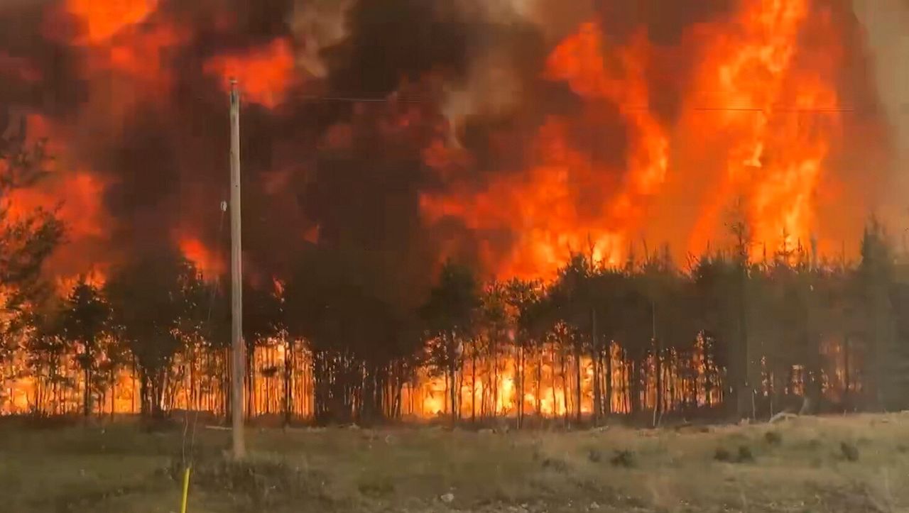 Manitoba in Flammen: 20.000 Evakuiert wegen verheerender Brände