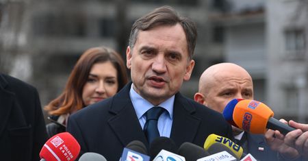 Nie przesłuchali Ziobry. "Bali się, że ich zmiażdży"