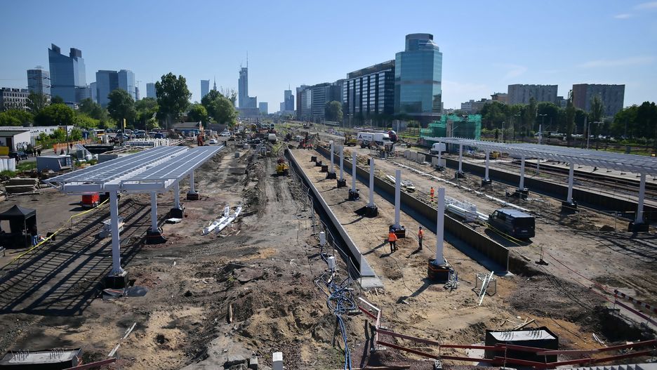 Warszawa. Plac budowy nowego dworca PKP Warszawa Zachodnia, czerwiec 2021 r.