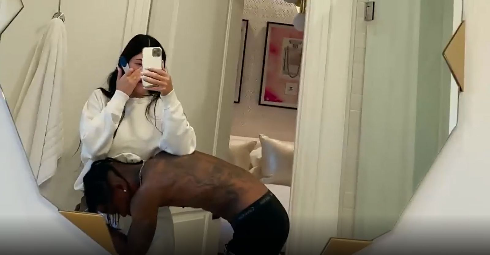 Kylie Jenner potwierdza, że jest w drugiej ciąży! Udostępniła specjalne nagranie 