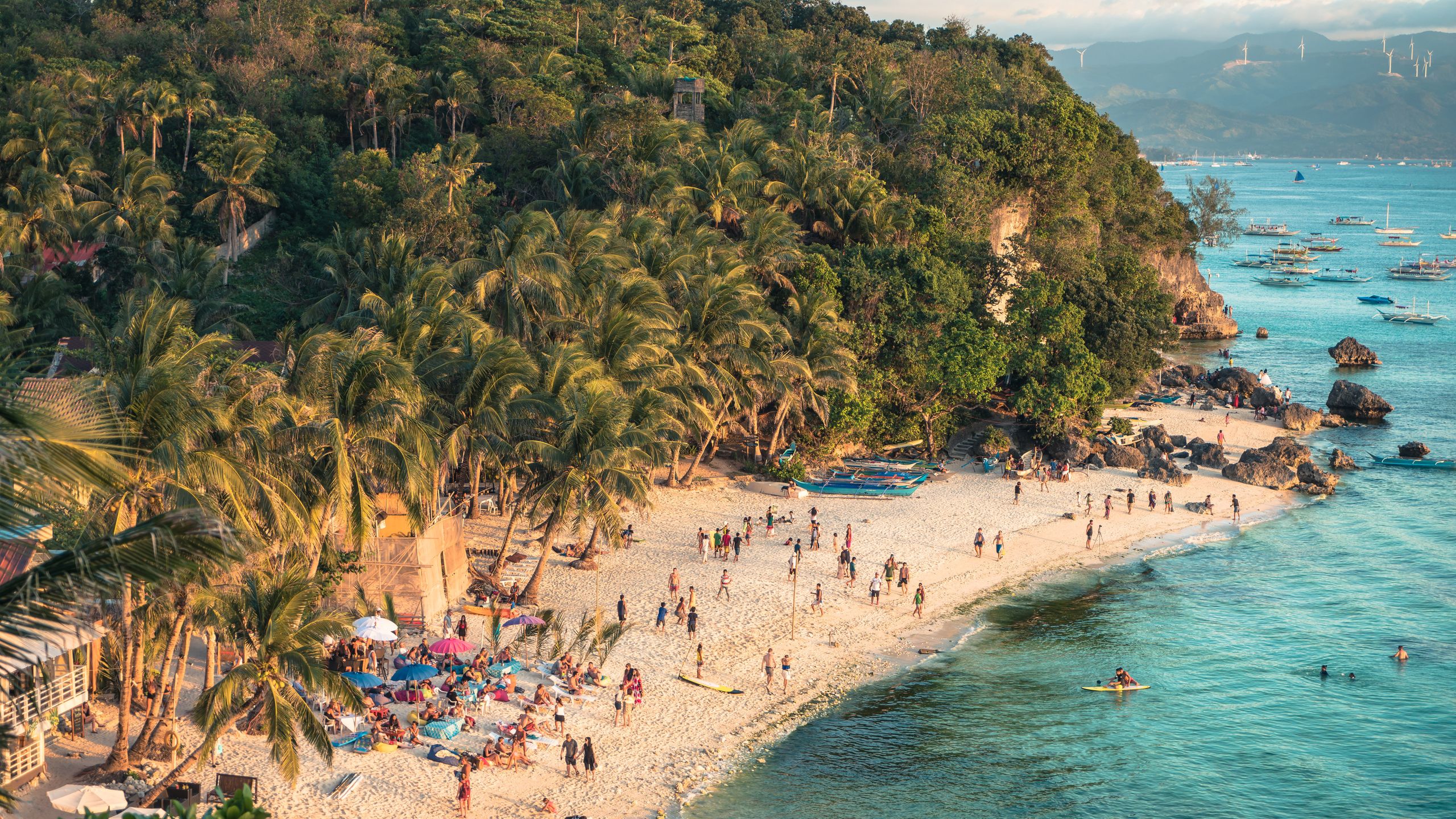 Boracay to wyspa wypoczynkowa w regionie Western Visayas na Filipinach