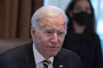 Notowania ropy naftowej. Joe Biden czuje coraz większą presję, by powstrzymać ceny benzyny i inflację