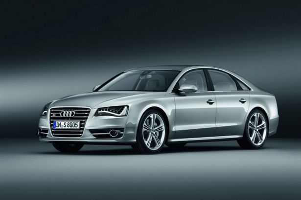 Audi S8