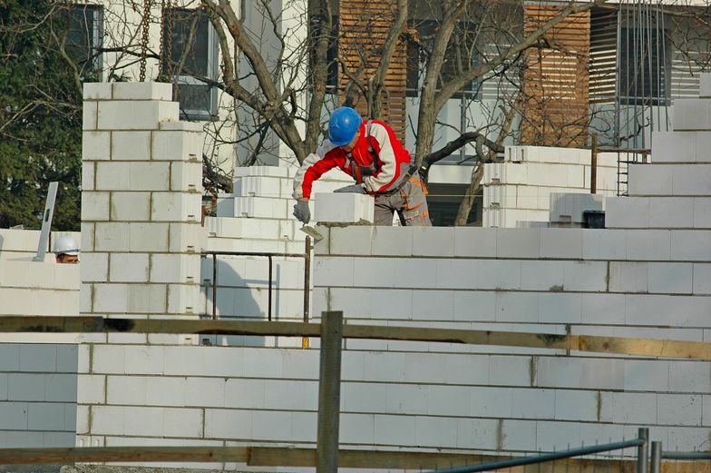 Budownictwo w Polsce. Sektor oczekuje dużych zamówień infrastrukturalnych