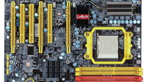 DFI LanParty na AM3! 1