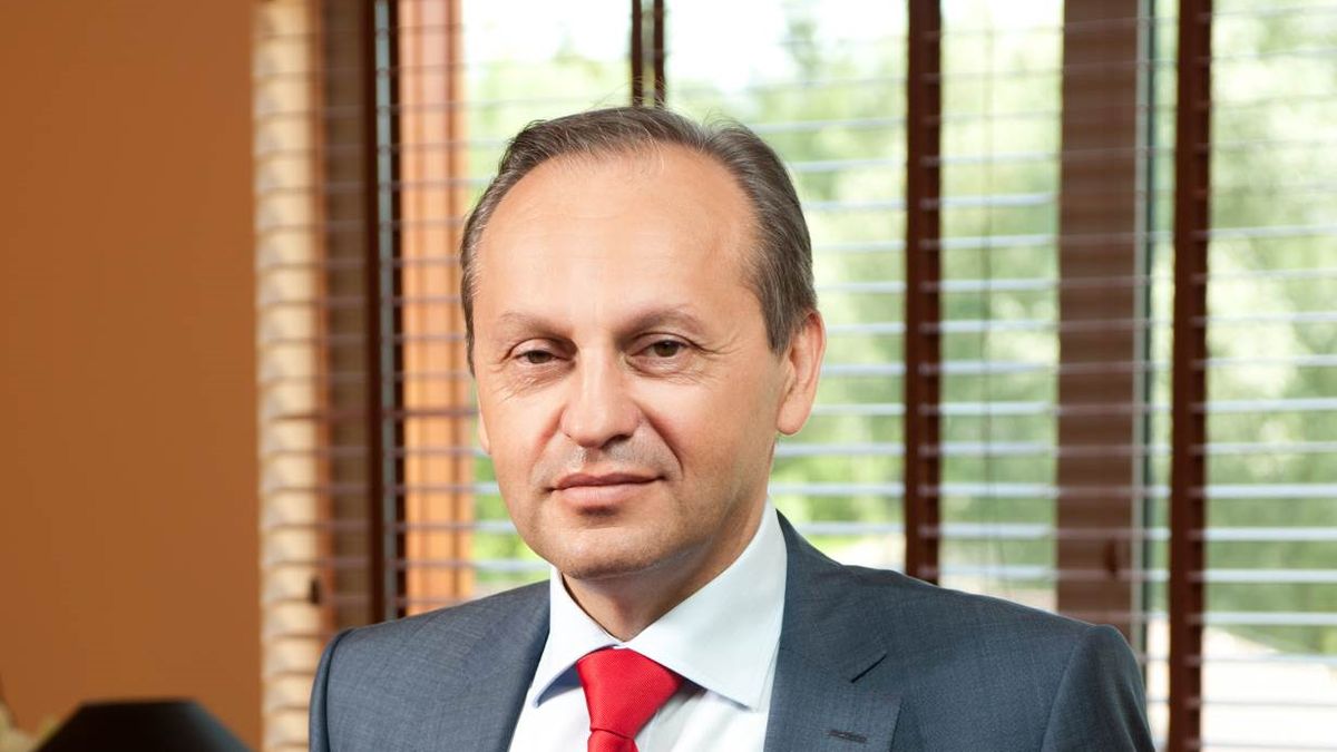 Zbigniew Juroszek stoi na czele giełdowego dewelopera.