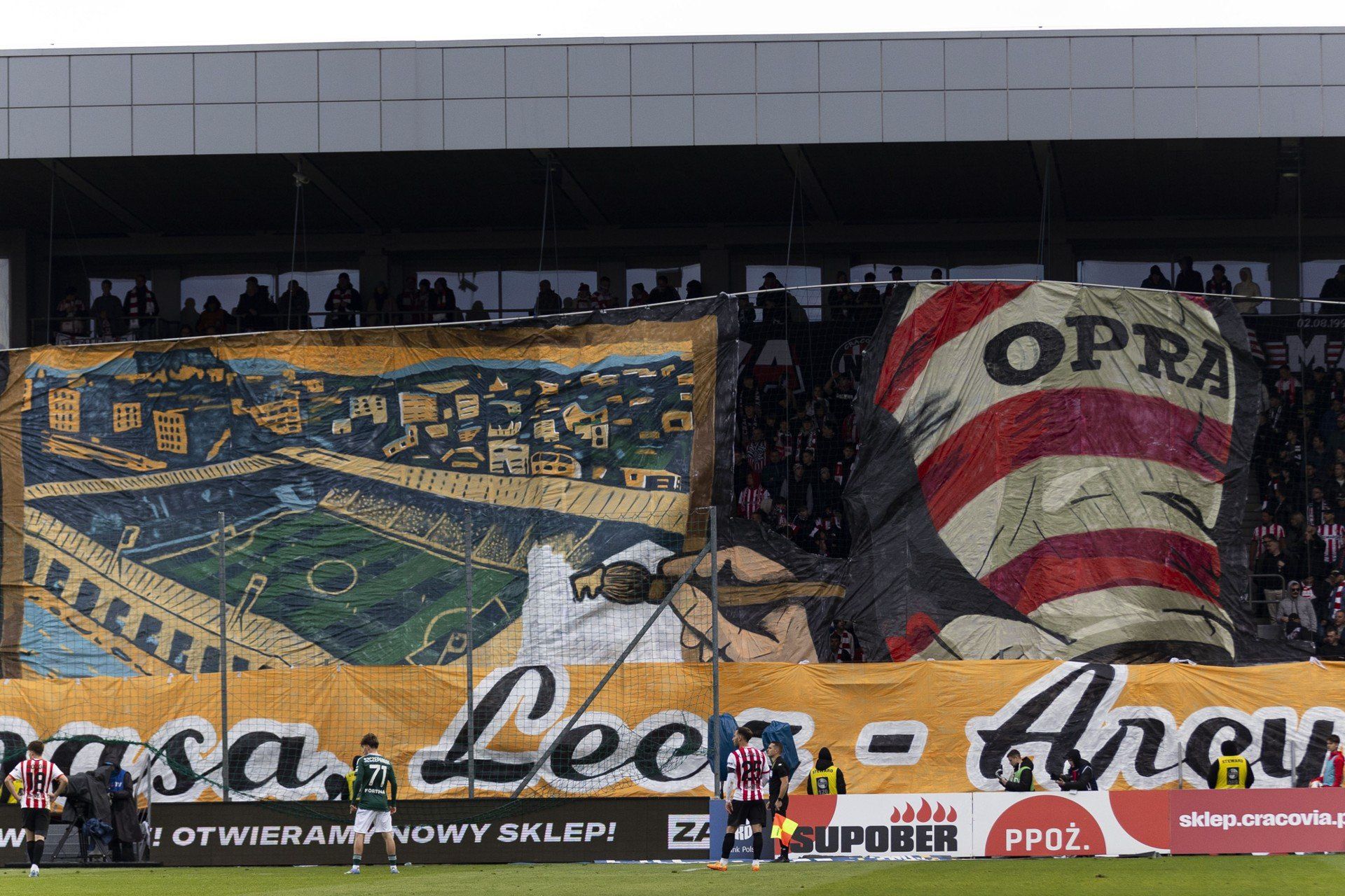 Kibice Cracovii na meczu z Legią