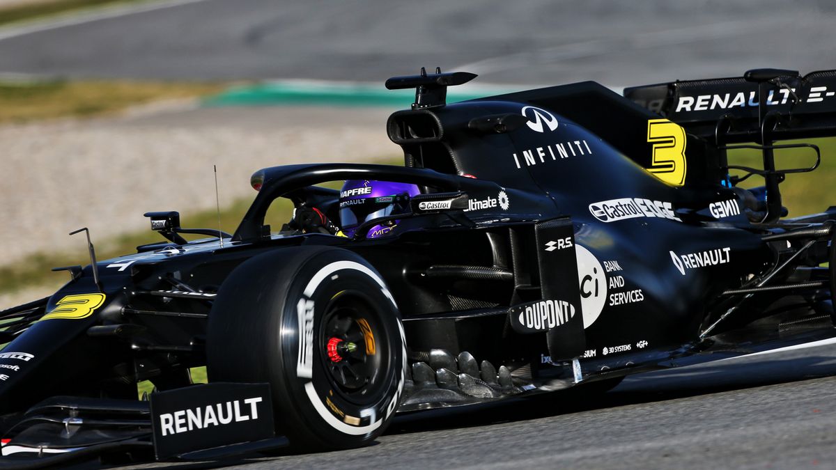 Zdjęcie okładkowe artykułu: Materiały prasowe / Renault / Na zdjęciu: Daniel Ricciardo za kierownicą Renault