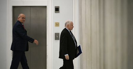 Afera wizowa. "Propagandowa zapowiedź szefa MSZ". Nie ma szans na kontrole przed wyborami