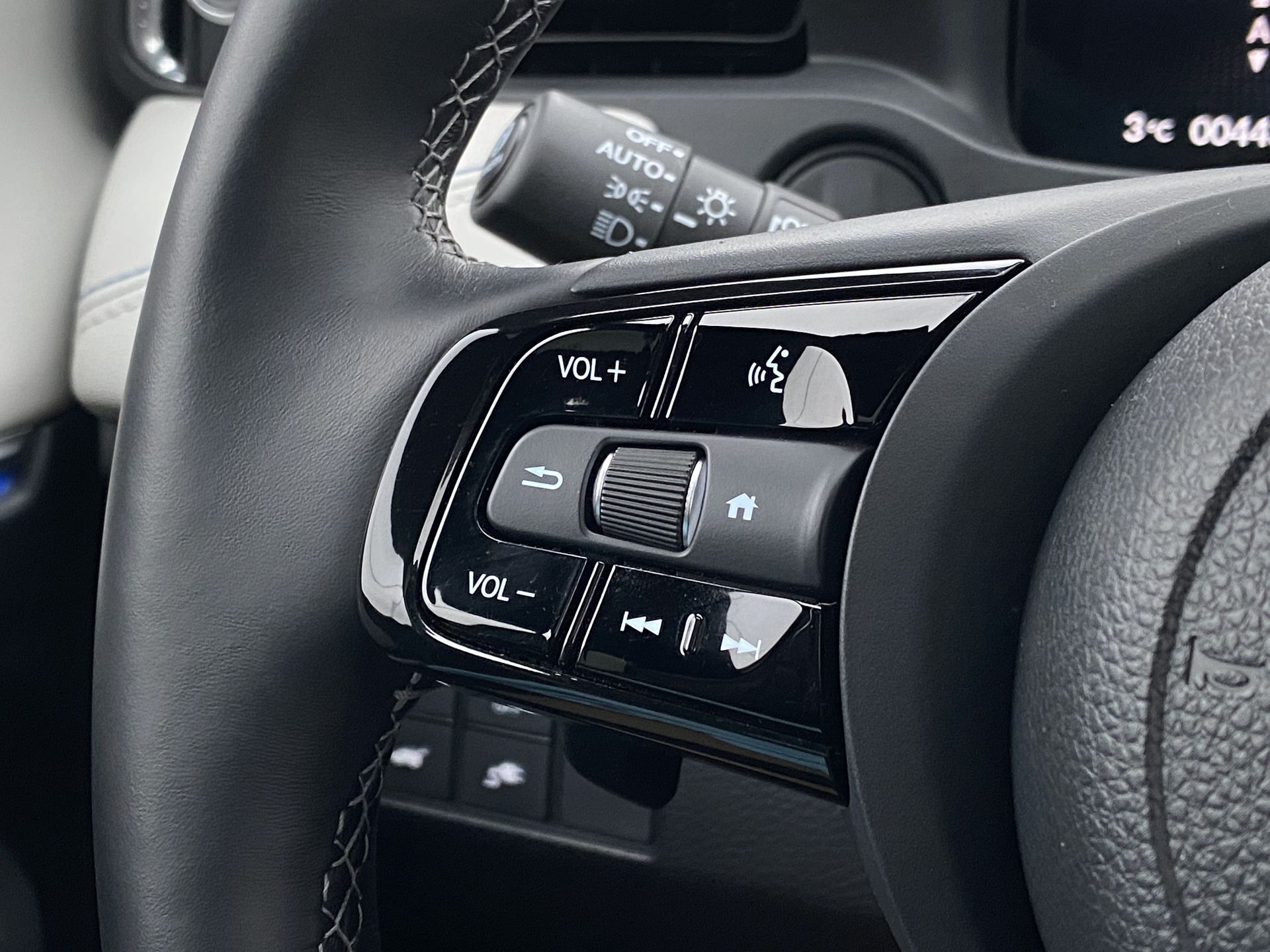 Honda e:Ny1
