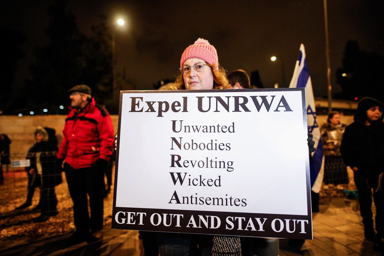 Protest in front of the UNRWA office in Jerusalem