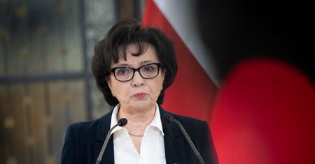 Trudna rozmowa Witek. Musiała tłumaczyć się ze "szczucia"