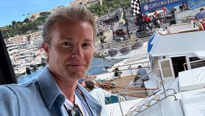 Wpłacili mu już 200 mln dolarów. Oto co zamierza z nimi zrobić